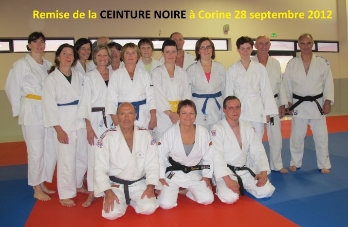 Remise de la CEINTURE NOIRE à Corine 28 09 2012 2